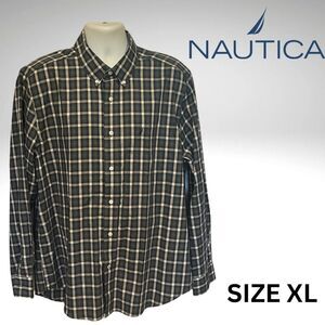 Nautica Men’s XL Button-Down Plaid Shirt – Classic Style